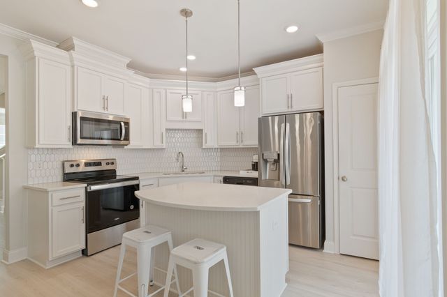 160 Burkitt Commons Ave, Nolensville, TN 37135