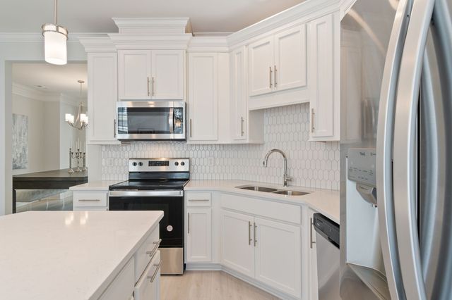 160 Burkitt Commons Ave, Nolensville, TN 37135