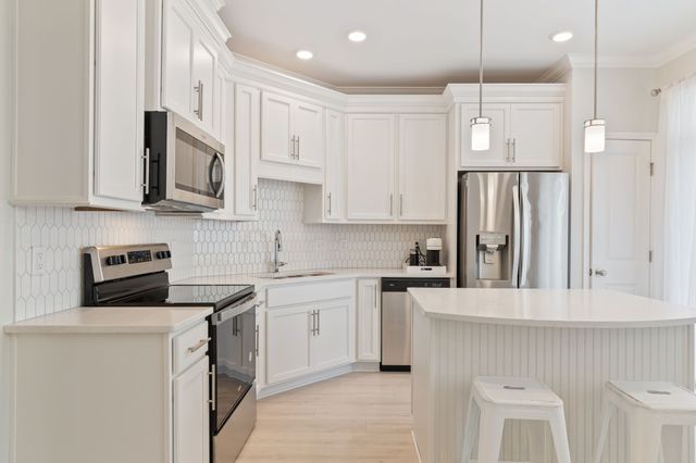 160 Burkitt Commons Ave, Nolensville, TN 37135