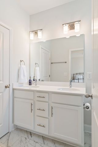 160 Burkitt Commons Ave, Nolensville, TN 37135