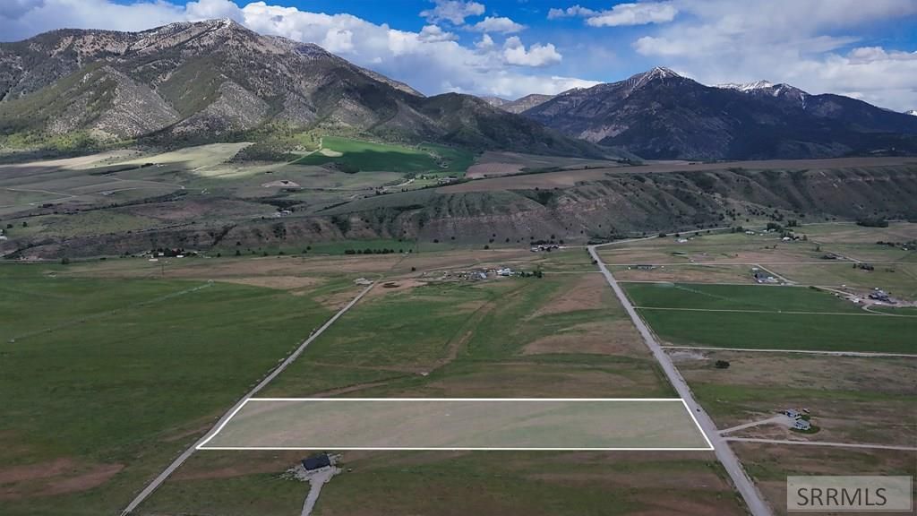 Image 15 of property listing at 10 Acres Old Irwin Road, Irwin, ID 83428