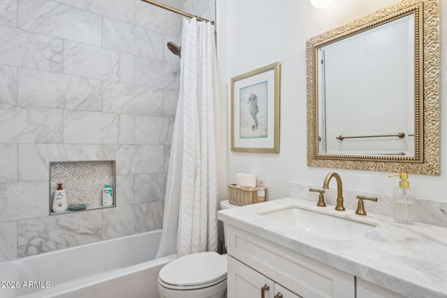 2711 W HALEY Drive, Anthem, AZ 85086