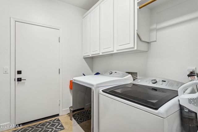 2711 W HALEY Drive, Anthem, AZ 85086