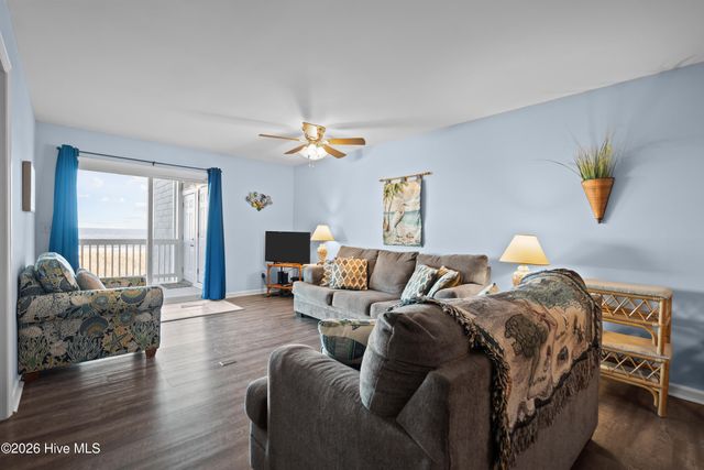 1308 Carolina Beach Avenue N Apt 2c, Carolina Beach, NC 28428
