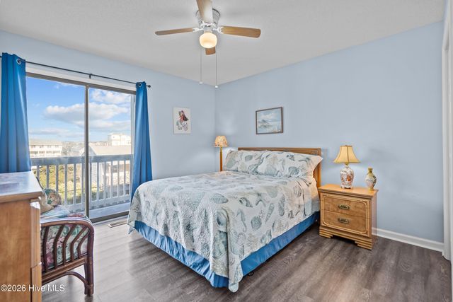 1308 Carolina Beach Avenue N Apt 2c, Carolina Beach, NC 28428