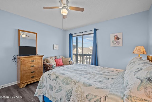 1308 Carolina Beach Avenue N Apt 2c, Carolina Beach, NC 28428