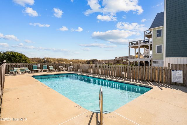 1308 Carolina Beach Avenue N Apt 2c, Carolina Beach, NC 28428