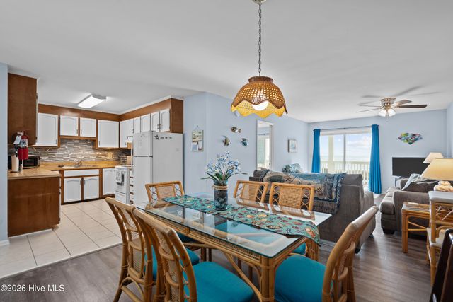 1308 Carolina Beach Avenue N Apt 2c, Carolina Beach, NC 28428