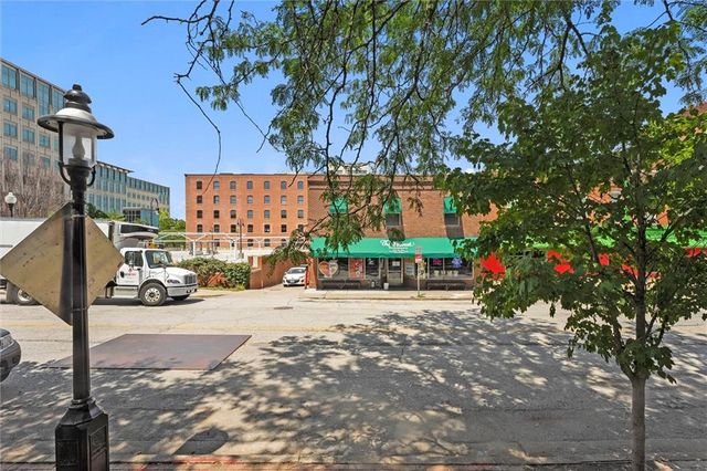 435 W 9th Street 204, Kansas City, MO 64105