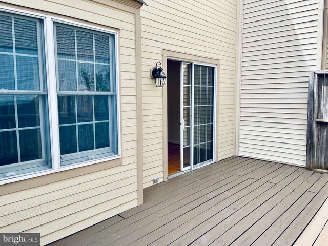 32 FENDALL AVE, Alexandria, VA 22304