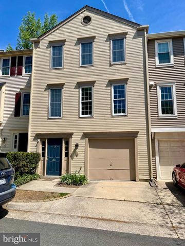 32 FENDALL AVE, Alexandria, VA 22304