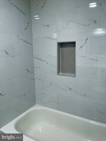32 FENDALL AVE, Alexandria, VA 22304