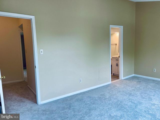 32 FENDALL AVE, Alexandria, VA 22304