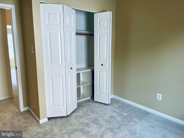 32 FENDALL AVE, Alexandria, VA 22304