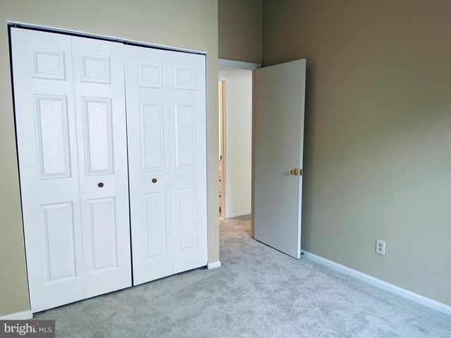 32 FENDALL AVE, Alexandria, VA 22304