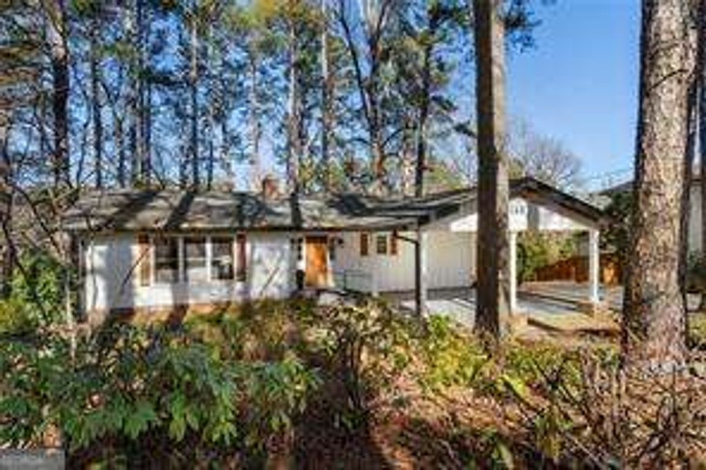 4148 Commodore Drive, Atlanta, GA 30341