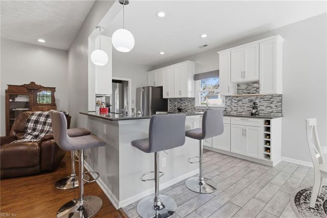 2632 Christopher Farms DR, Virginia Beach, VA 23453