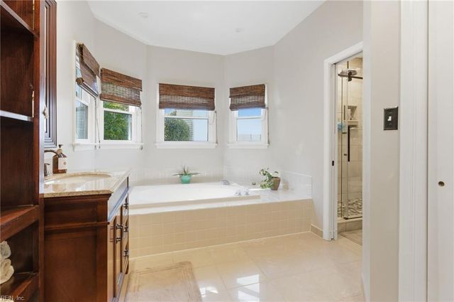 2632 Christopher Farms DR, Virginia Beach, VA 23453