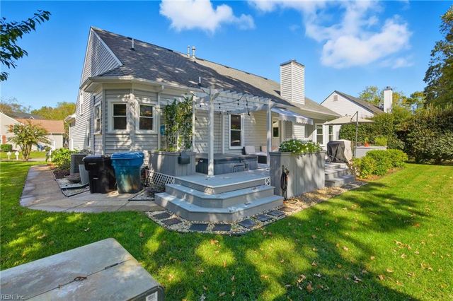 2632 Christopher Farms DR, Virginia Beach, VA 23453