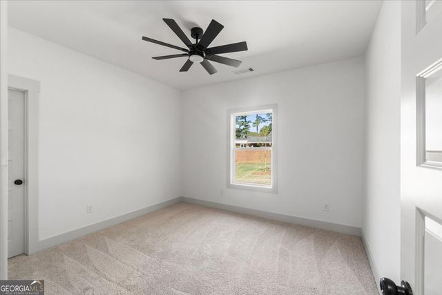 6169 Pinewood Drive SE, Covington, GA 30014