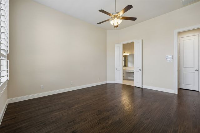 1004 W Bluff Way, Roanoke, TX 76262