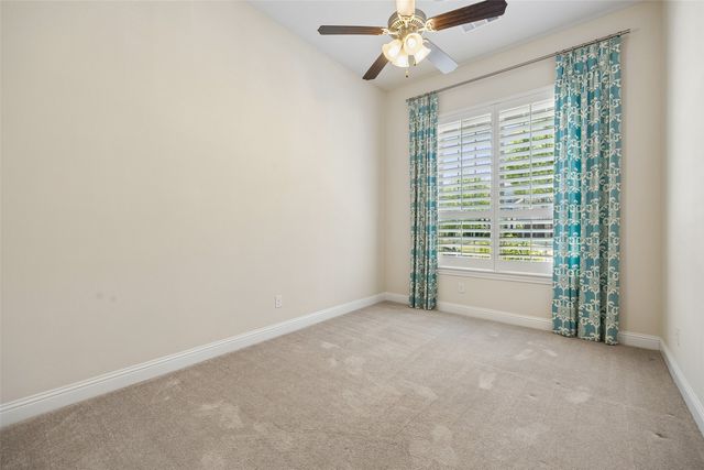 1004 W Bluff Way, Roanoke, TX 76262