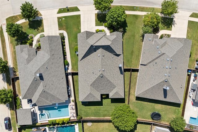 1004 W Bluff Way, Roanoke, TX 76262