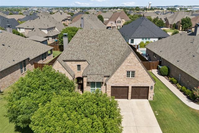 1004 W Bluff Way, Roanoke, TX 76262