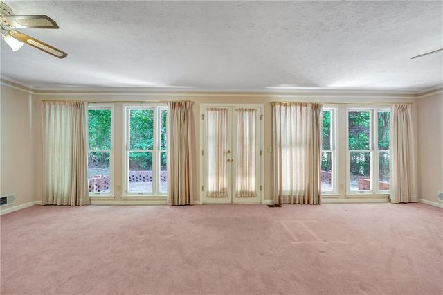 675 SE Clubland Circle SE, Conyers, GA 30094
