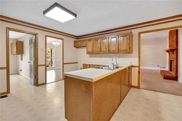675 SE Clubland Circle SE, Conyers, GA 30094