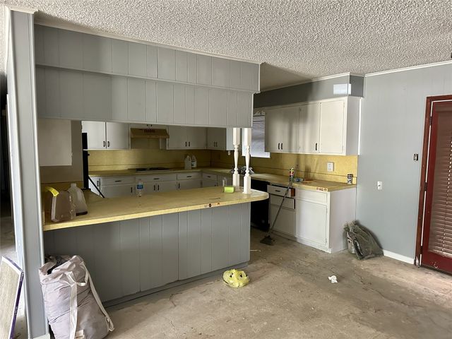 102 James Boulevard, Early, TX 76802