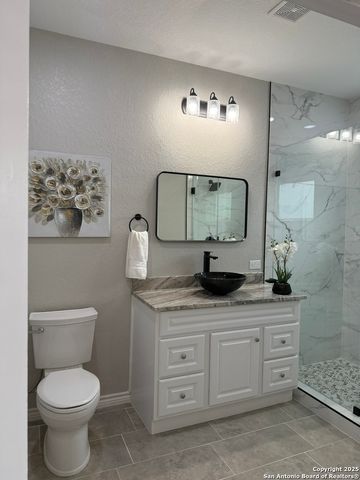 644 Canyon Circle, Canyon Lake, TX 78133