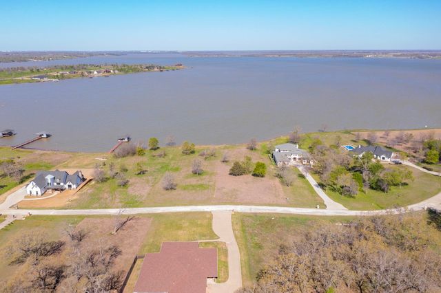 19 Waterside Drive, Corsicana, TX 75109