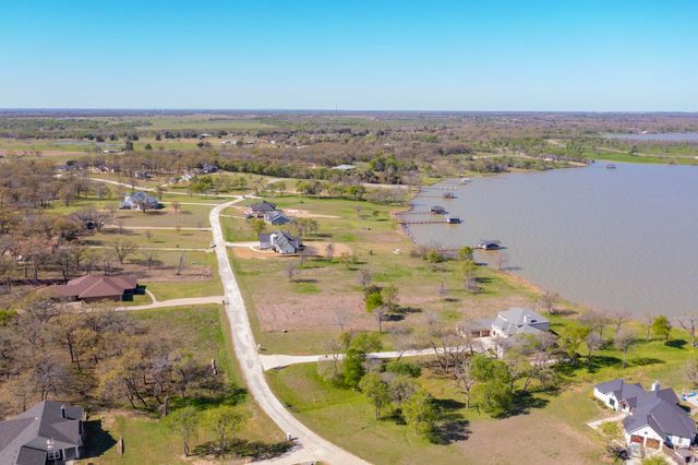 19 Waterside Drive, Corsicana, TX 75109