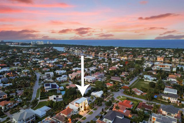 365 NE 3rd Street, Boca Raton, FL 33432