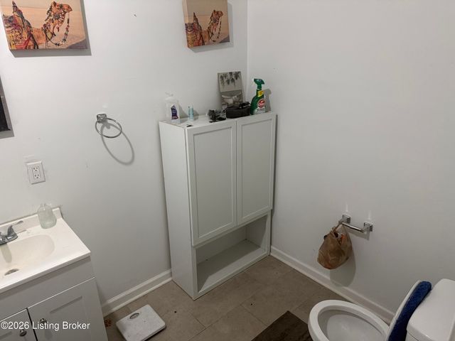 3711 W Broadway, Louisville, KY 40211