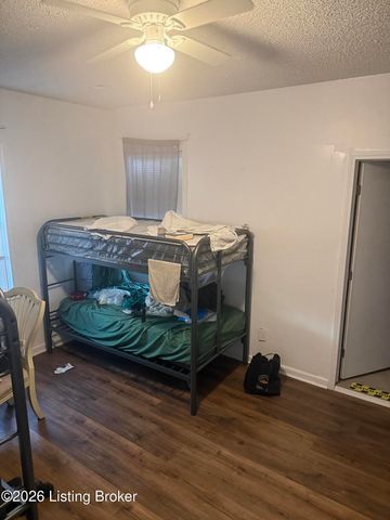 3711 W Broadway, Louisville, KY 40211