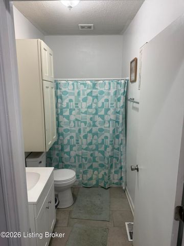 3711 W Broadway, Louisville, KY 40211