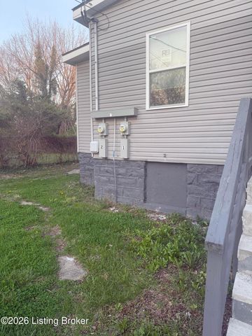 3711 W Broadway, Louisville, KY 40211