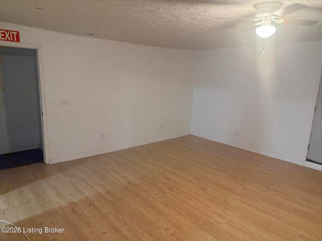 3711 W Broadway, Louisville, KY 40211