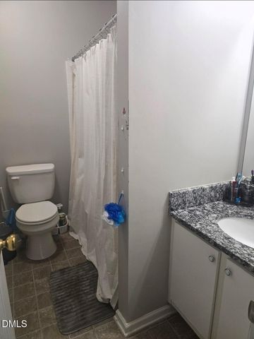 815 Homestead Park Drive, Apex, NC 27502