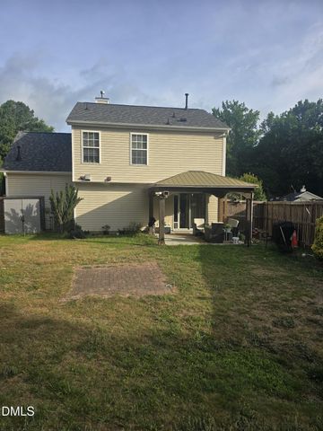 815 Homestead Park Drive, Apex, NC 27502