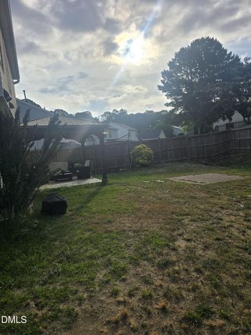 815 Homestead Park Drive, Apex, NC 27502