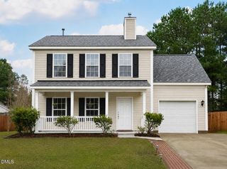 815 Homestead Park Drive, Apex, NC 27502