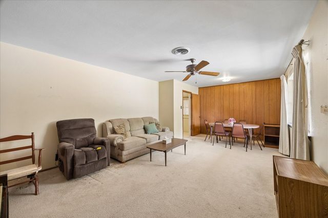 6131 Birdwood Road, Houston, TX 77074