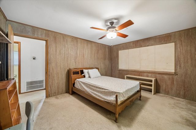 6131 Birdwood Road, Houston, TX 77074