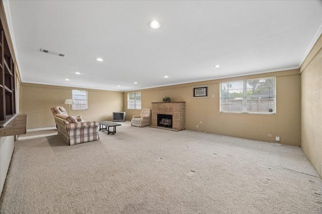 6131 Birdwood Road, Houston, TX 77074