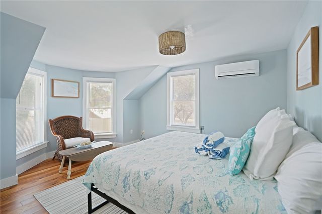 936 S Houston St, Aransas Pass, TX 78336