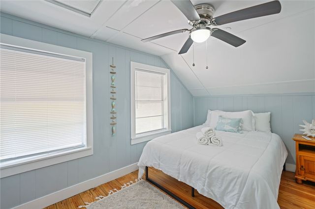 936 S Houston St, Aransas Pass, TX 78336