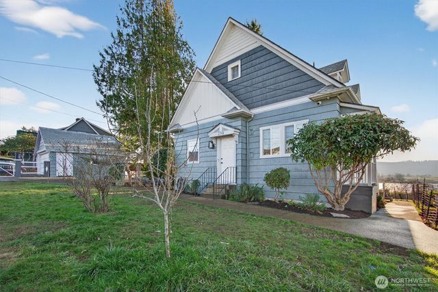 290 Columbia Street, Cathlamet, WA 98612